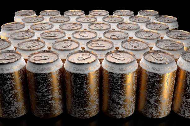 组冷冻黄金铝能量饮料罐从上面特写全框架图片下载