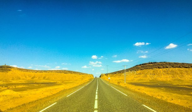 在去梅尔佐加沙漠的路上图片下载