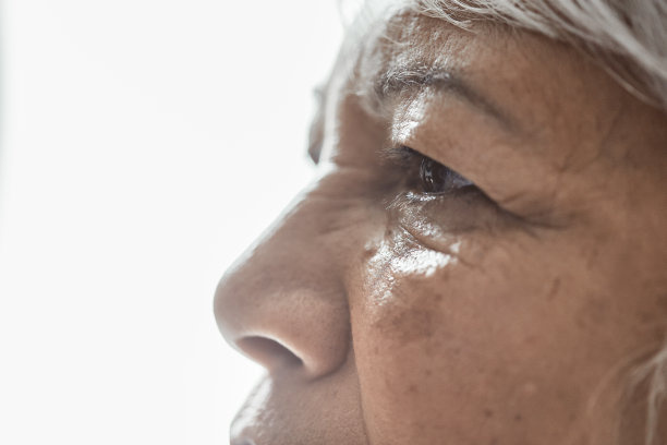 眼睛有时比语言更能说明问题图片下载