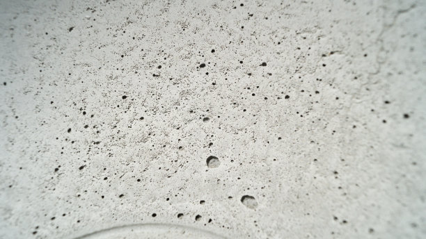 罐子的墙是混凝土做的。图片下载