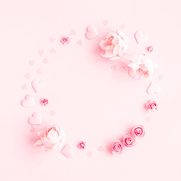 情人节的背景。粉色花圈，粉心背景。情人节的概念。平铺，俯视图，拷贝空间图片下载