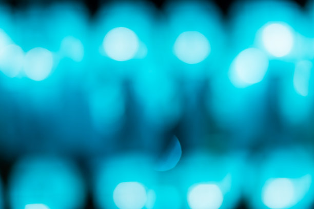 抽象的圆形散景背景，在泰国清迈的腊通节或彝蓬节的晚上，新年的节日，每年的庆祝活动图片下载