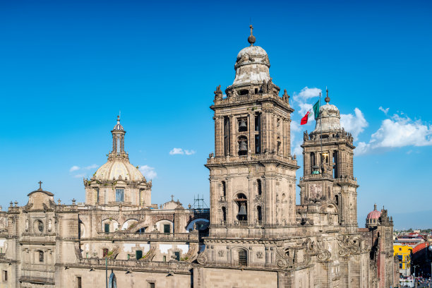 位于索卡洛广场的墨西哥城大都会大教堂图片下载