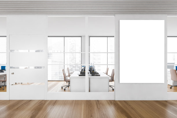 木制和白色的办公室大厅与海报图片下载