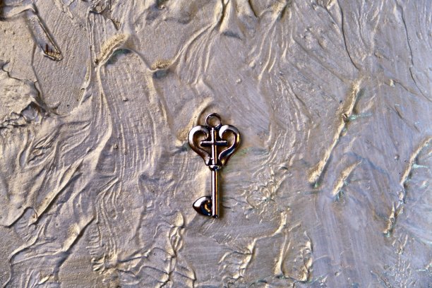 心形复古钥匙图片下载