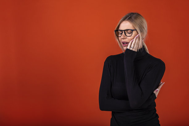 这种剧烈的疼痛就是不会消失图片下载