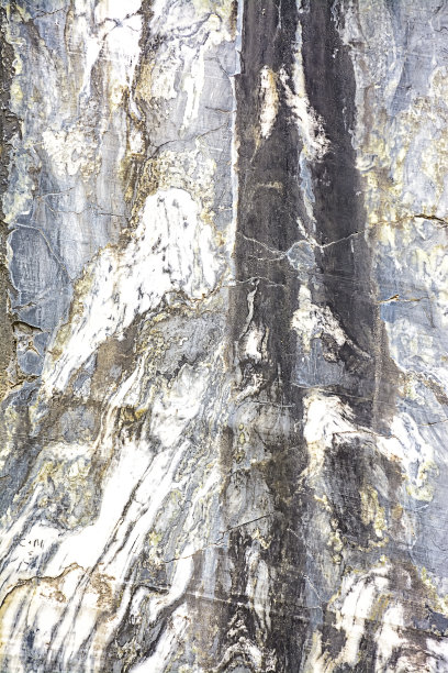 各种各样的大理石在一个废弃的采石场在Ruskeala i图片下载