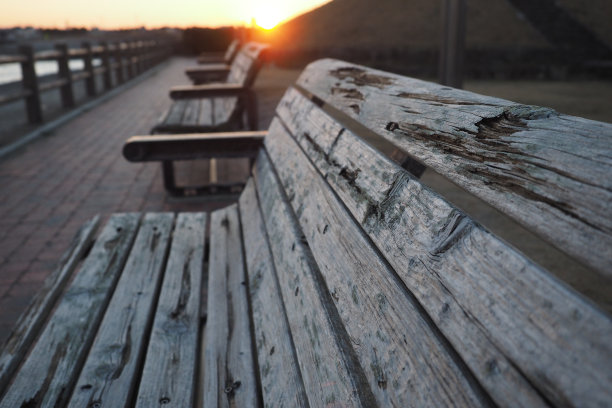 旧的长椅图片下载