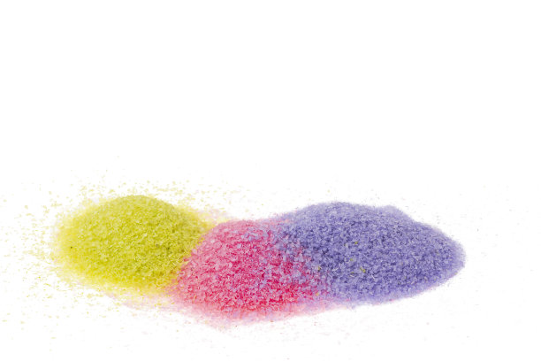 三色浴盐的美丽景色。美丽的彩色背景。图片下载