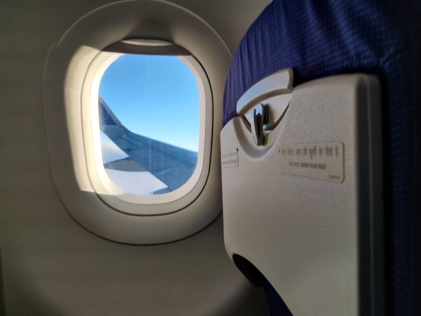 飞行窗口视图图片下载