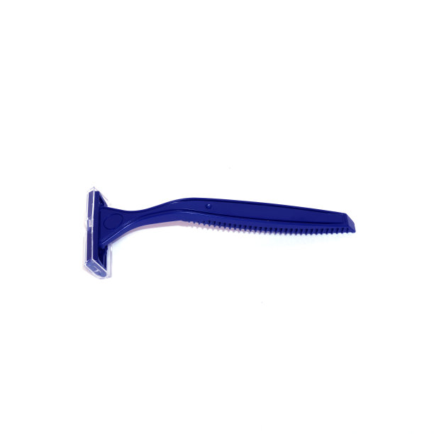 蓝色一次性剃须刀片孤立在白色背景上图片下载