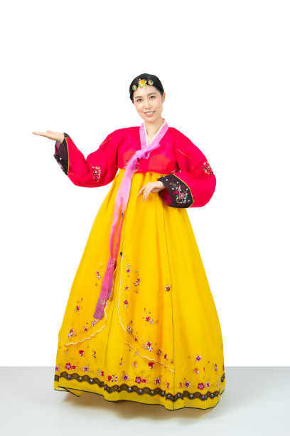 女子身穿色彩鲜艳的韩服，将韩国传统服饰孤立在白色背景上。图片下载