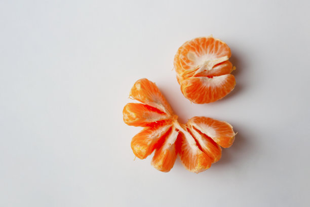 去皮的桔子片与副本空间图片下载