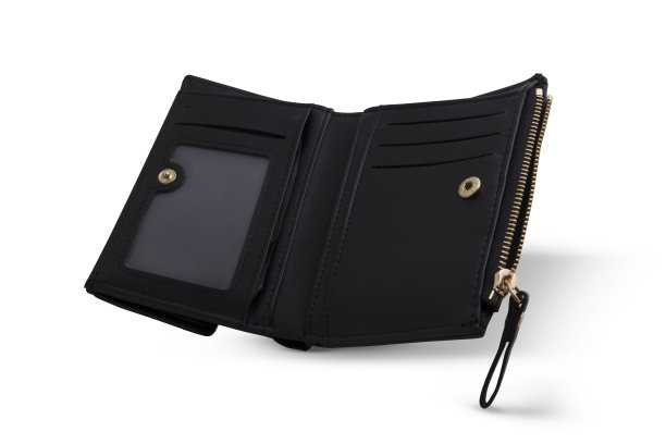 白色背景上的黑色拉链皮革钱包图片下载