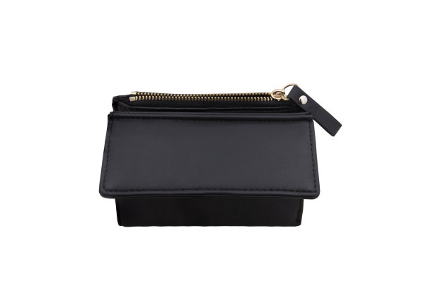 白色背景上的黑色拉链皮革钱包图片下载