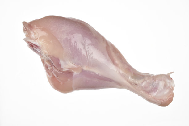 生鸡腿孤立在白色背景下，生肉图片下载