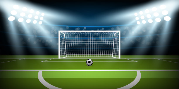 足球运动场运动场足球在点球上的进球图片下载
