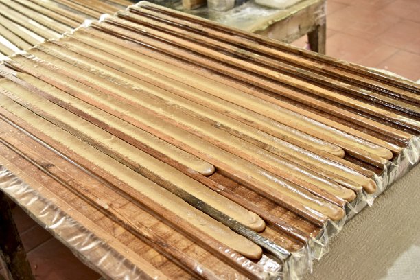 如何在越南制作糖果。图片下载