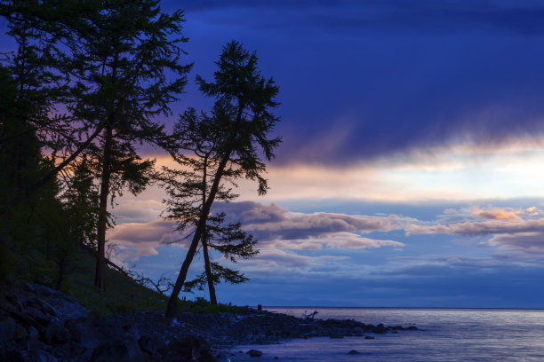 胡夫斯古尔湖图片下载