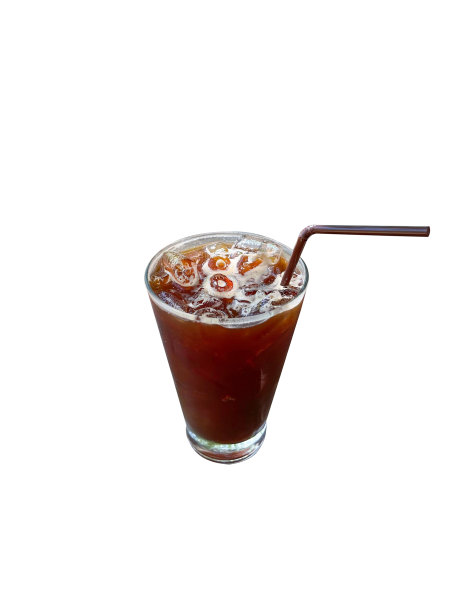 冷萃咖啡在外卖冰美式杯孤立的白色背景。图片下载