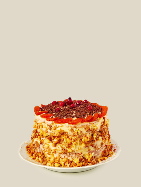 手工圆蛋糕放在盘子上图片下载