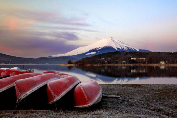 冬天的山中湖图片下载