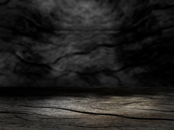 黑色的深色木质房间，带有木质透视和光线。空地板添加文字或产品介绍。室内设计概念。图片下载