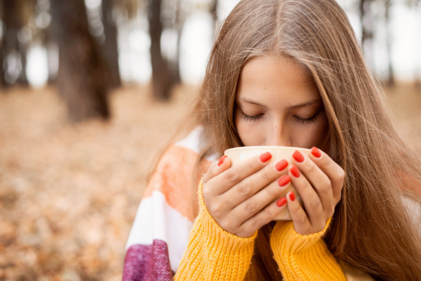 少女照片素材ID：392981214