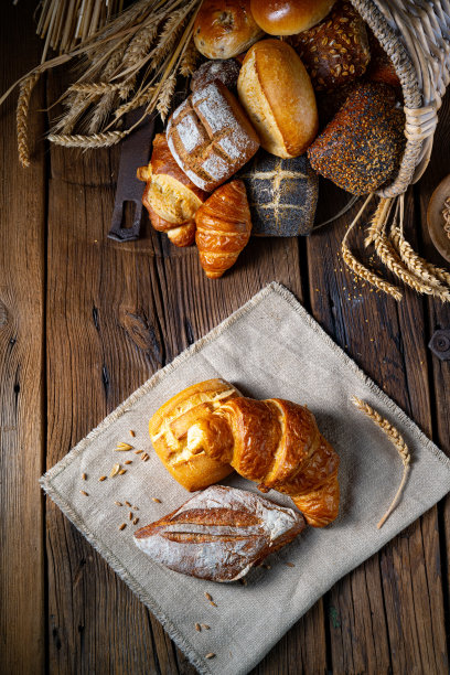 新鲜的面包卷图片下载