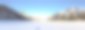 冬天穿雪鞋穿越结冰的明尼旺卡湖图片下载