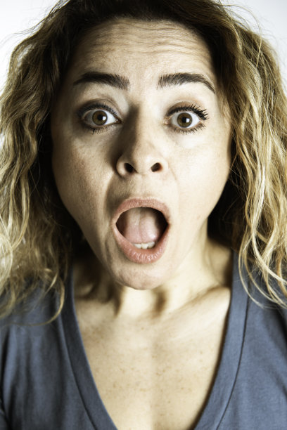 令人震惊的消息图片下载