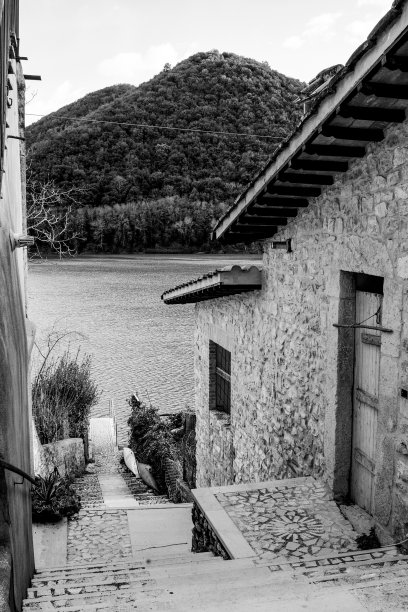 梯子在Piediluco图片下载