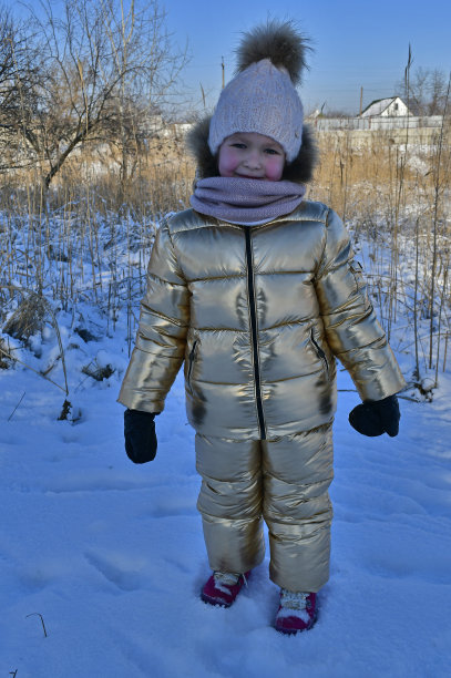 冬天孩子的女孩图片下载