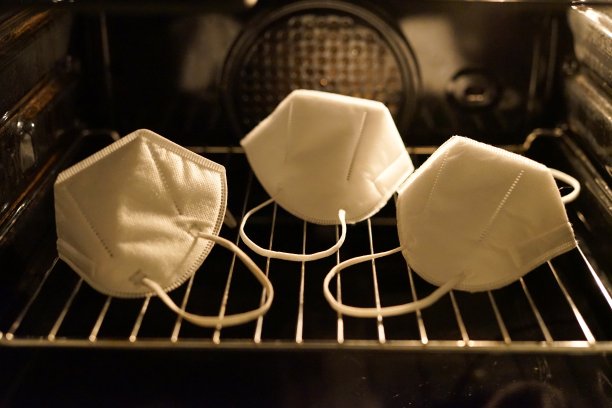 烤箱里的面罩，正面图片下载