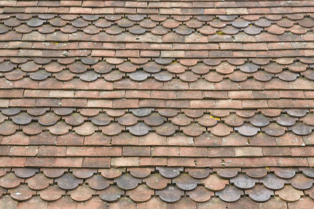俱乐部屋顶瓦片纹理，鱼鳞屋顶瓦片图案，英国图片下载