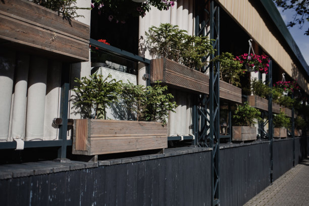 咖啡平台的街景图片下载