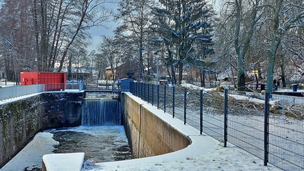 库普费尔哈默施卢斯图片下载