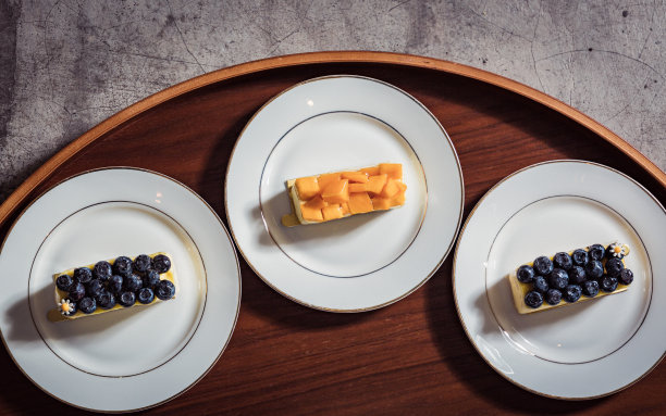 精致优雅的短蛋糕甜点图片下载