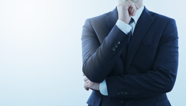 商人的想法。蓝色的西装。图片下载