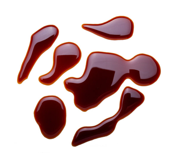 美味的酱油孤立在白色背景，俯视图图片下载