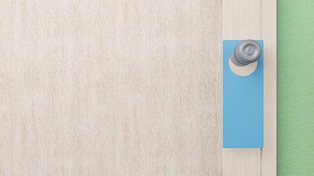 前厅3d渲染上的空白门牌。图片下载