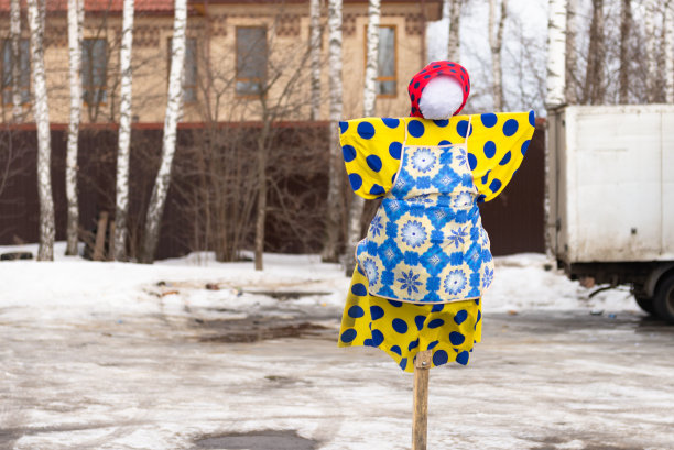 玛斯莱尼察的雕像正在等待大火图片下载