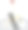 年轻人交叉双手坐在自行车上图片下载