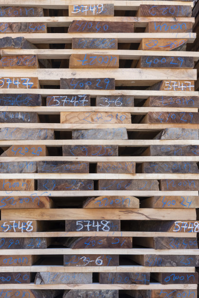 木材堆图片下载