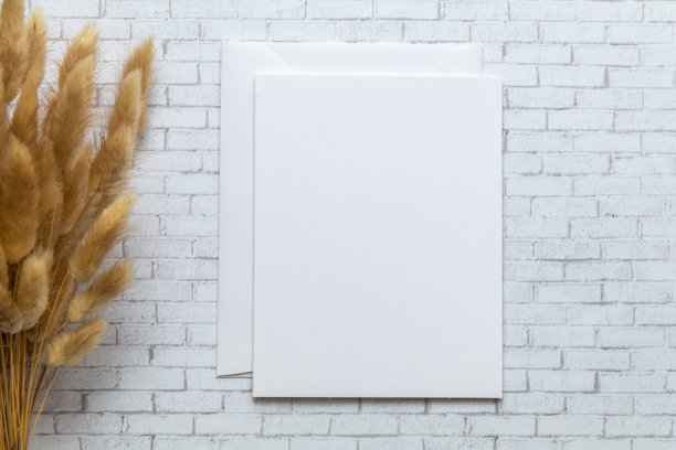 白色卡片样板平整摆放简单干净，适合春季，苗圃，艺术，婚礼，派对，母亲节，销售图片下载