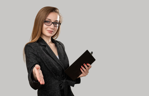 女商人问候房地产女经纪人图片下载