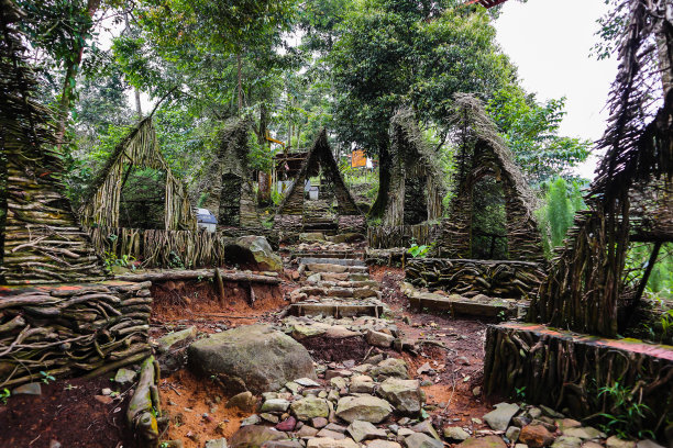 用树根做的椅子做的花园图片下载