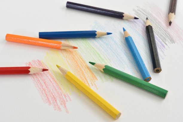 彩色铅笔图片下载