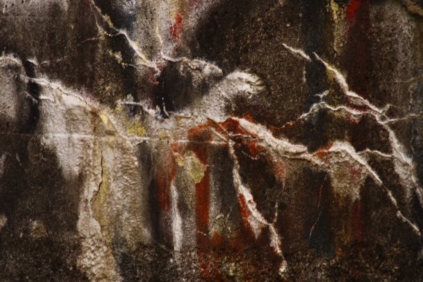 矿物堆积在墙上图片下载