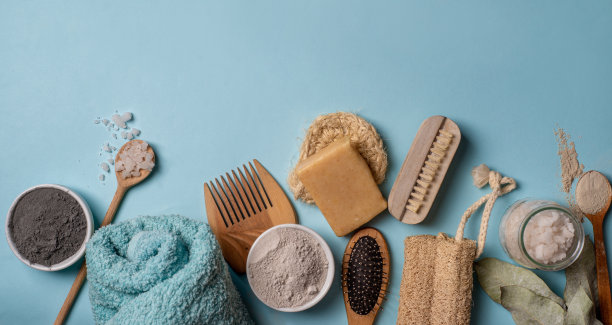 水疗概念。身体护理的有机物品。平躺与文本空间图片下载